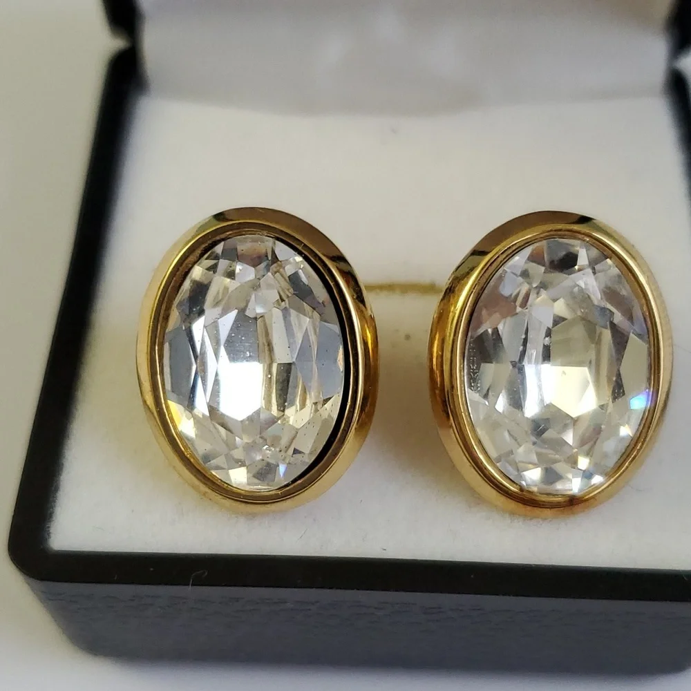 Vintage Gold Oval Crystal Stud Earrings - Clear
